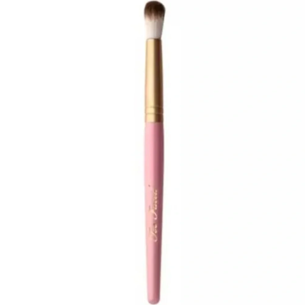 Too Faced Eye Shadow Blender Brush NWT
